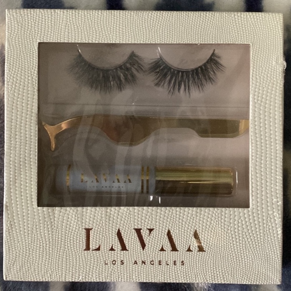LAVAA Los Angeles Flirty Lash Set